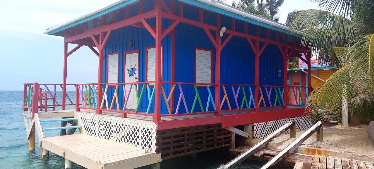 King Lewey'S Island Resort Placencia Екстериор снимка