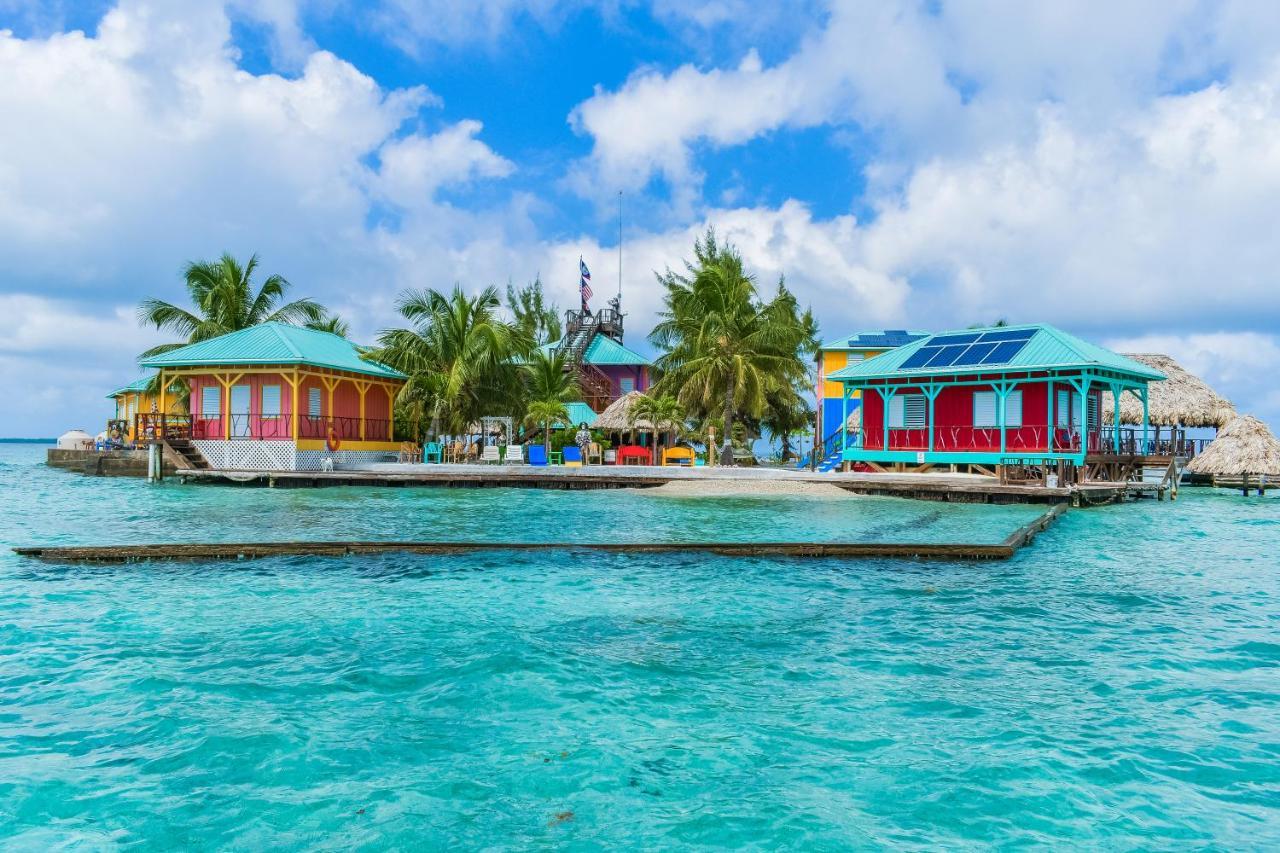 King Lewey'S Island Resort Placencia Екстериор снимка